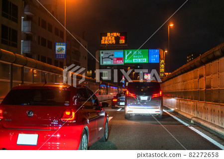 《Tokyo》 Traffic jam, Shuto Expressway at night 《Tokyo》 Traffic jam, Shuto Expressway at night 82272658
