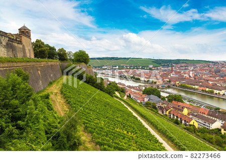 Panoramic view of Wurzburg 82273466