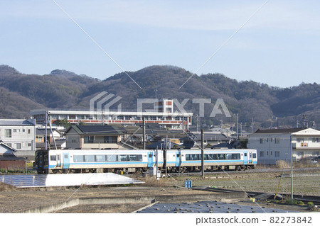 2000系列（橋岡國分）運營的特快四萬十 82273842
