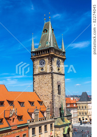 Panoramic aerial view of Prague 82274045