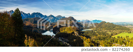 Alps and lakes in Germany 82274260
