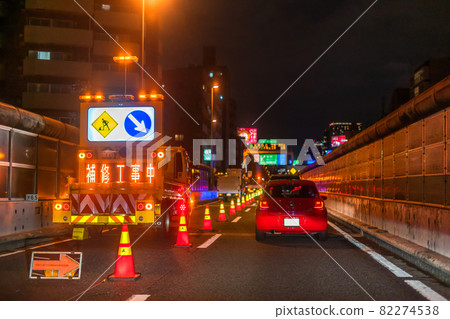 《Tokyo》 Nighttime Metropolitan Expressway, around Roppongi 《Tokyo》 Nighttime Metropolitan Expressway, around Roppongi 82274538