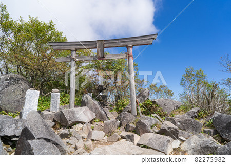 靠近山頂的赤城山（黑日山） 82275982