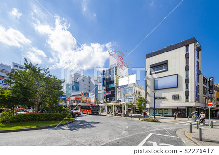 Scenery in front of Jiyugaoka station 82276417