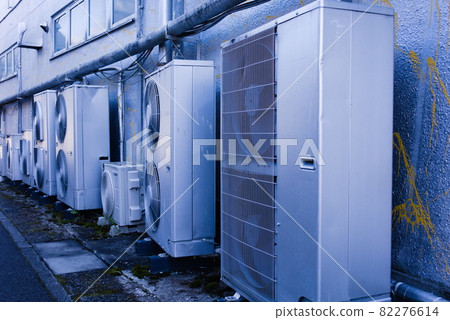 Multiple outdoor units 82276614