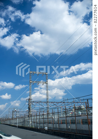 The blue autumn sky is Schneider Blue, a sunny autumn sky over the Tokyu Saginuma marshalling yard. 82277614