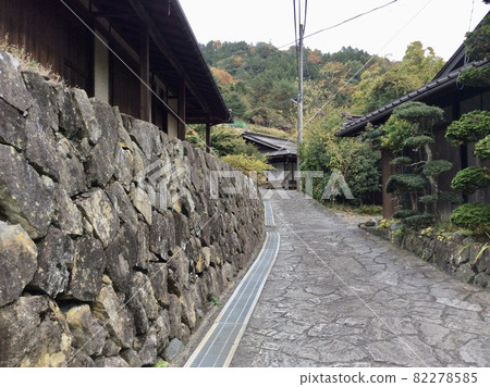 Akasawa-juku, a post town for worshipers at Mt. Minobu, Hayakawa-cho, Yamanashi Prefecture 82278585