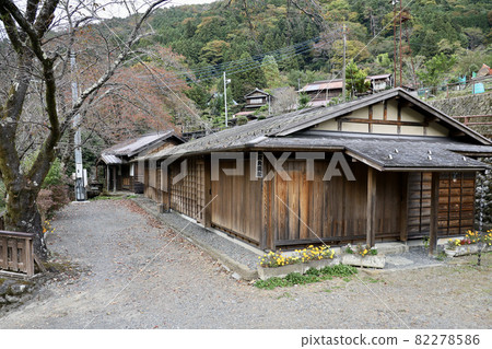 Yamanashi Prefecture Hayakawa Town Mt. Minobu, post town for worshipers Akasawa Inn Houses 82278586