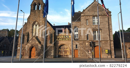 EDINBURGH, UNITED KINGDOM - JUNE 1, 2021: View of the Queen's Gallery 82279224