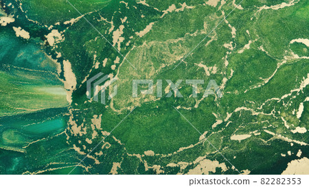 Impressive Green, Golden Ink Blends Together. Emerald Gold Ink Turbulent Spills. Ink Foto. Abstract Gold Glitter Particles Rise to Surface Green Tide Paint Splatter Spreading of Center to Left Side 82282353