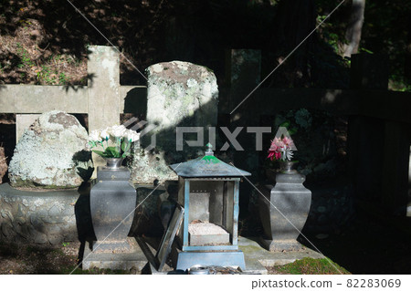 Keitokuin, the last place of the Takeda family Keitokuin, the last place of the Takeda family 82283069