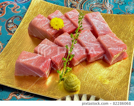 Large Toro sashimi Large Toro sashimi 82286068