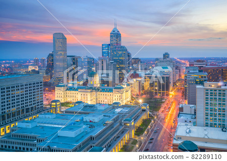 Indianapolis city downtown skyline USA 82289110