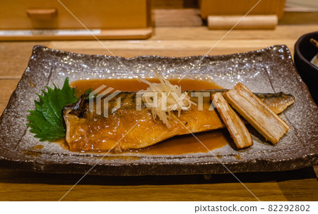 Simmered mackerel with mackerel 82292802