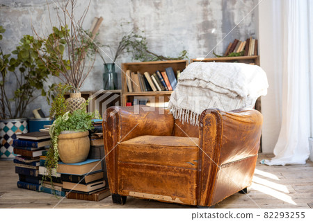 A retro sofa in a room with natural light 82293255