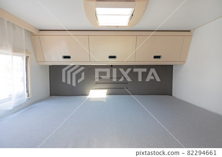 Big Bed Mobile Home Big Bed Mobile Home 82294661