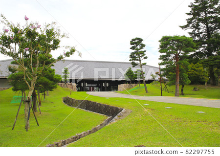 Nara Kasugano International Forum 甍 ～ I ・ RA ・ KA ～ / Kasugano-cho, Nara City, Nara Prefecture 82297755