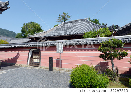 Taima-dera Okuin, Katsuragi City, Nara Prefecture 82297813