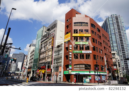 September 696 Roppongi 5-chome intersection, Minato-ku, Gaien Higashi-dori September 696 Roppongi 5-chome intersection, Minato-ku, Gaien Higashi-dori 82298132