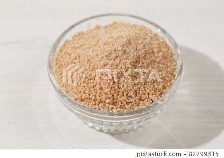 甜菜(由日本北海道作物“甜菜”製成的糖)。以醇厚的甜味為特徵 甜菜(由日本北海道作物“甜菜”製成的糖)。以醇厚的甜味為特徵 82299315