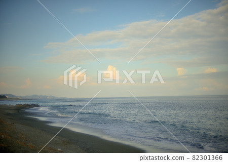 Odawara coast that continues to Shonan coast Odawara coast that continues to Shonan coast 82301366
