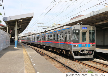 Keisei Kanamachi Line Shibamata Station Type 3500 82301767