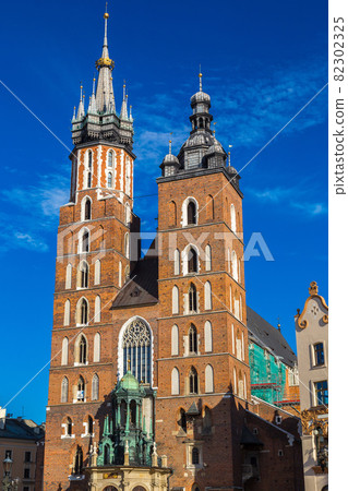 St. Mary's Church in Krakow 82302325