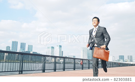 Businessman who runs in town Businessman who runs in town 82303881