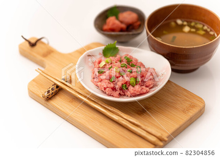 尼吉托羅 尼吉托羅 82304856