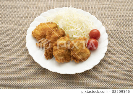 Handmade bite chicken cutlet Handmade bite chicken cutlet 82309546
