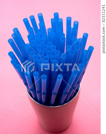 Colorful plastic straws 82311241
