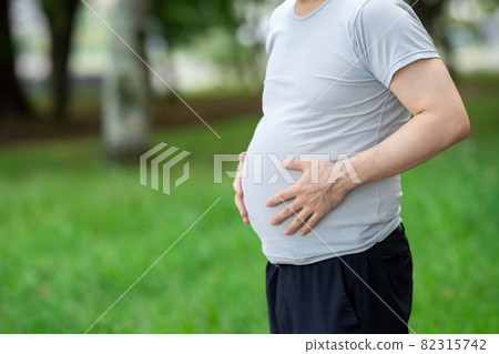 Men who care about stomach 82315742