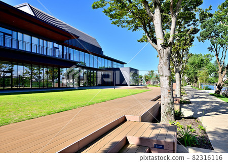 Fukuoka Prefecture Yanagawa Citizens' Cultural Center "Water Capital Yanagawa" 82316116