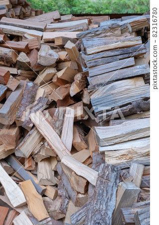 Wood-burning stove Wood-burning biomass Wood-burning stove Wood-burning biomass 82316780