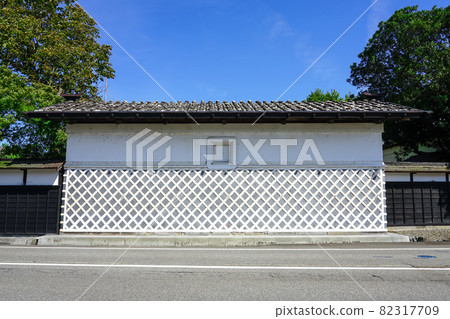 House of wealthy merchants and farmers Watanabe Residence (Sekikawa Village, Niigata Prefecture) House of wealthy merchants and farmers Watanabe Residence (Sekikawa Village, Niigata Prefecture) 82317709
