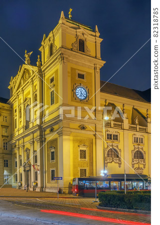 Scottish Abbey, Vienna, Austria 82318785