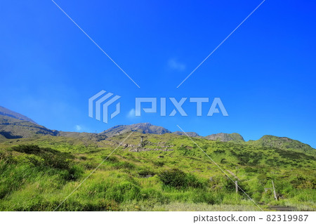 【熊本縣】晴空下的阿蘇山和淺水峽 【熊本縣】晴空下的阿蘇山和淺水峽 82319987