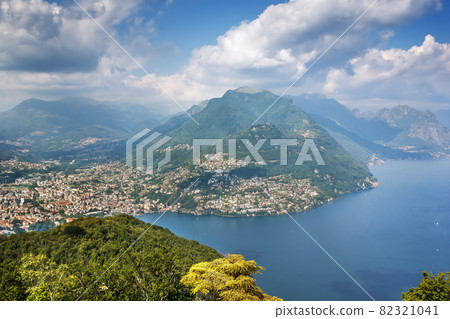 Lake Lugano, Switzerland Lake Lugano, Switzerland 82321041
