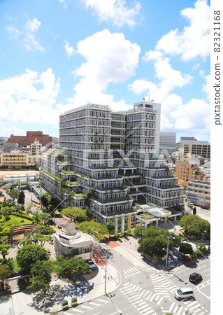 那霸市政府和城市景觀 那霸市政府和城市景觀 82321168