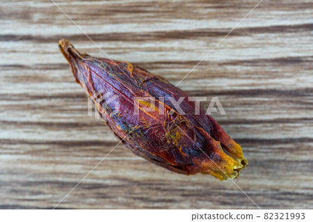 Gardenia fruit Gardenia fruit 82321993
