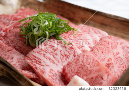 Raw meat of Japanese beef Raw meat of Japanese beef 82322636