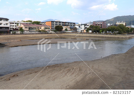 降低水位的惠比壽川船舶水庫(京都市左京區,2021 年 9 月 23 日) 降低水位的惠比壽川船舶水庫(京都市左京區,2021 年 9 月 23 日) 82323157