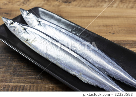 Fresh autumn taste saury landed in Hokkaido Fresh autumn taste saury landed in Hokkaido 82323598