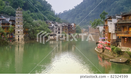 中國湖南鳳凰 中國湖南鳳凰 82324599