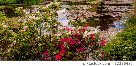gardens of painter Claude Monet in Giverny, France gardens of painter Claude Monet in Giverny, France 82326485
