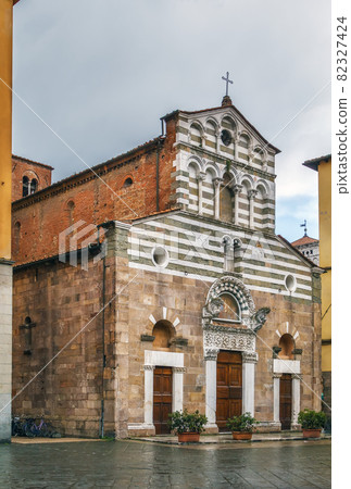 Church of San Giusto, Lucca, Italy Church of San Giusto, Lucca, Italy 82327424