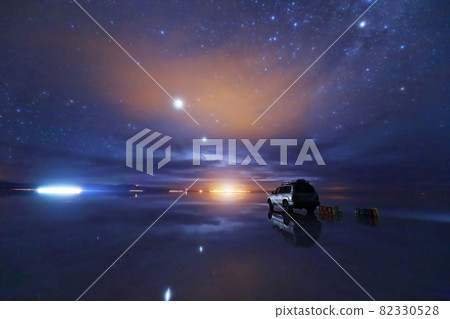 Uyuni Salt Lake Bolivia 82330528