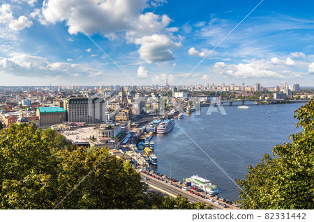 Panoramic view of Kiev 82331442