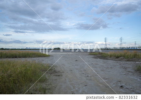 Transmission tower Transmission tower 82331632