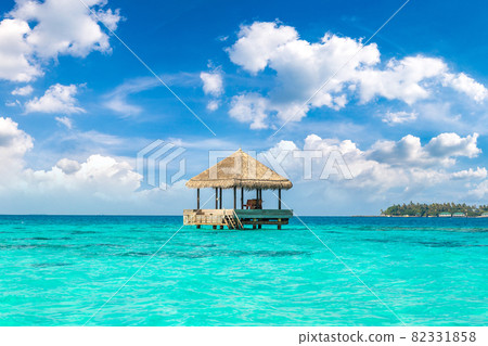 Water Villas (Bungalows) in the Maldives 82331858